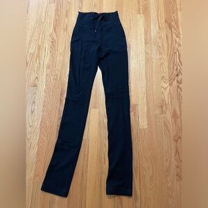 Lululemon wunder leggings with pockets size 2